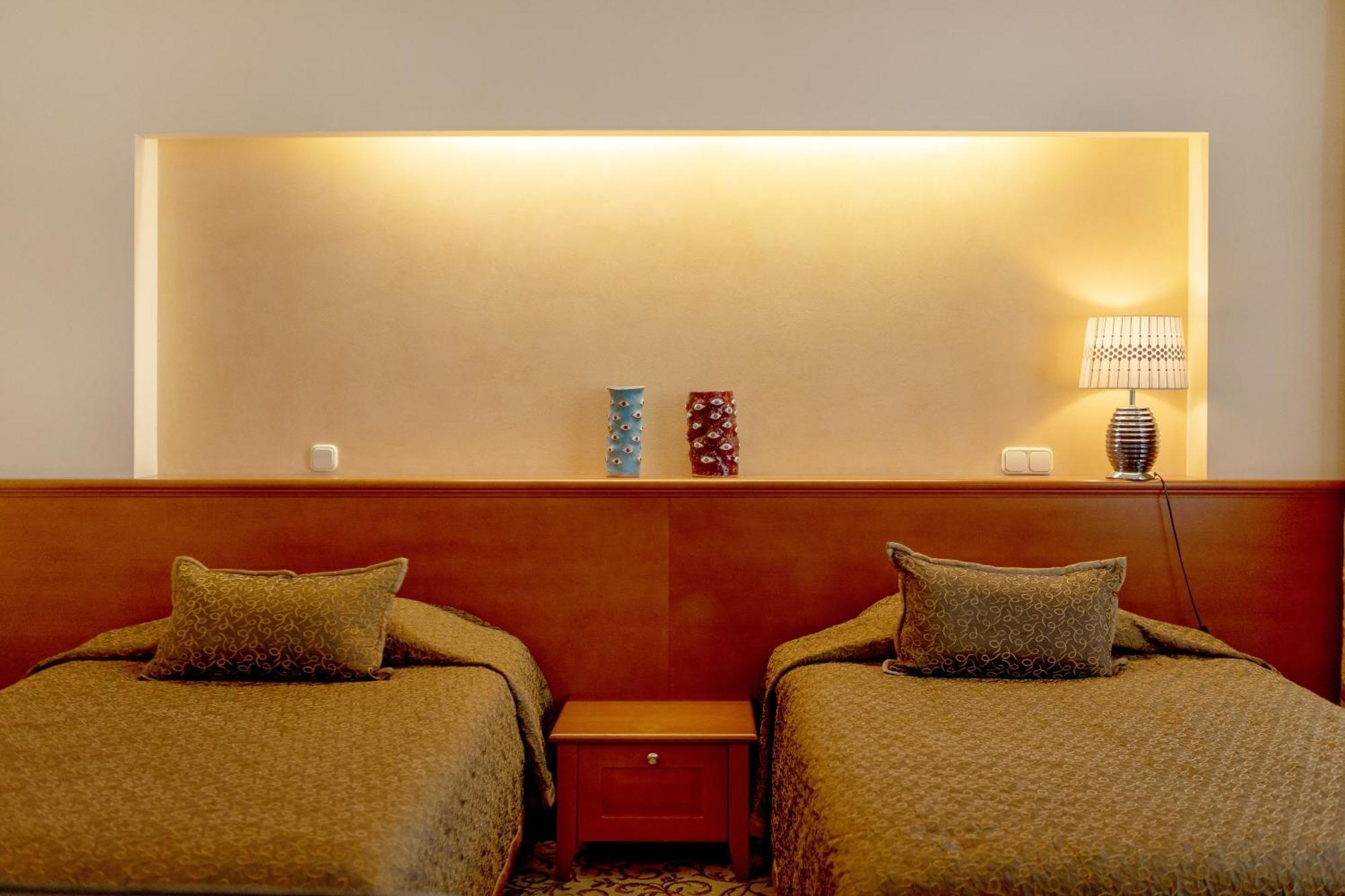 Pazaislis Park Hotel Kaunas Ngoại thất bức ảnh