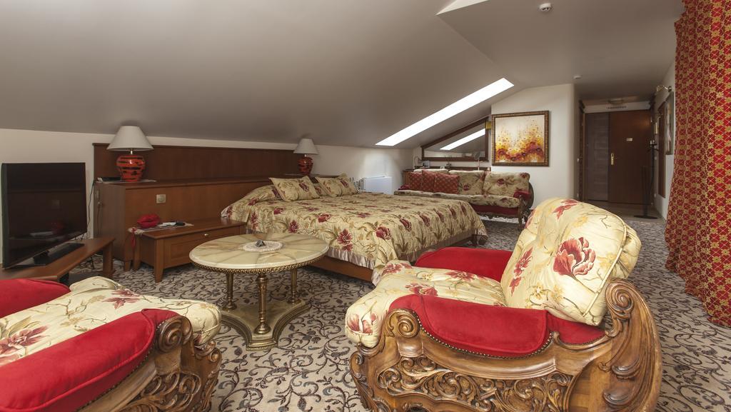 Pazaislis Park Hotel Kaunas Ngoại thất bức ảnh