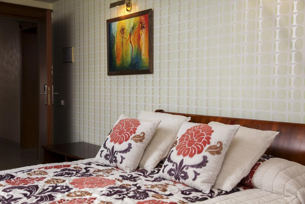 Pazaislis Park Hotel Kaunas Ngoại thất bức ảnh