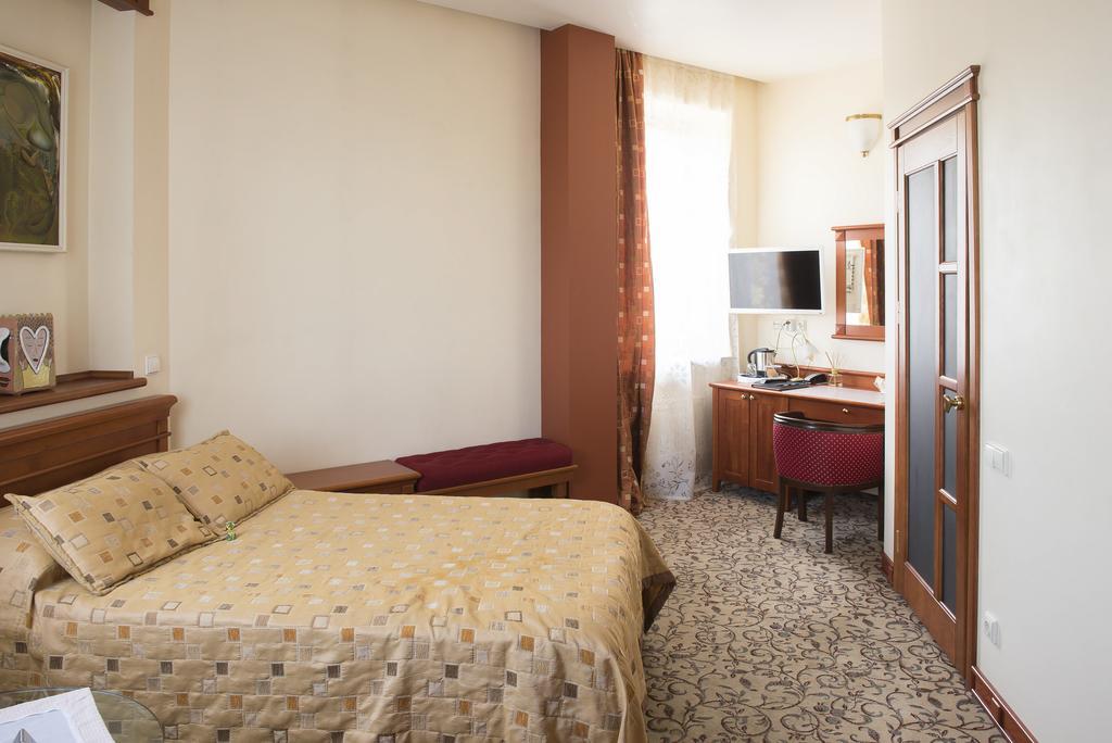Pazaislis Park Hotel Kaunas Ngoại thất bức ảnh