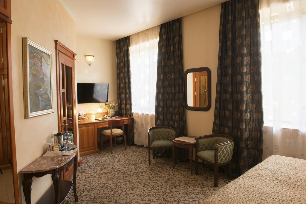 Pazaislis Park Hotel Kaunas Ngoại thất bức ảnh